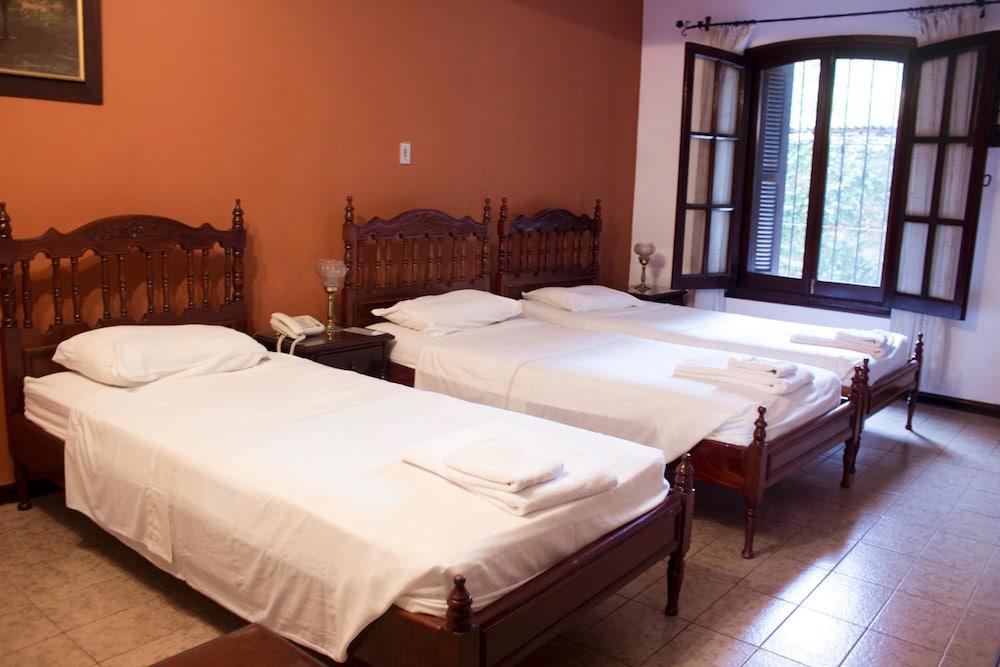Hotel Bavaria Asuncion Luaran gambar