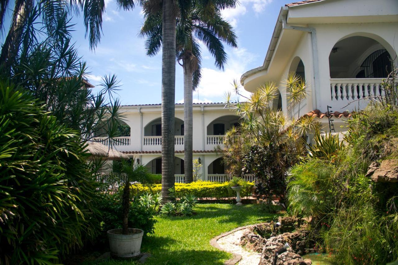 Hotel Bavaria Asuncion Luaran gambar